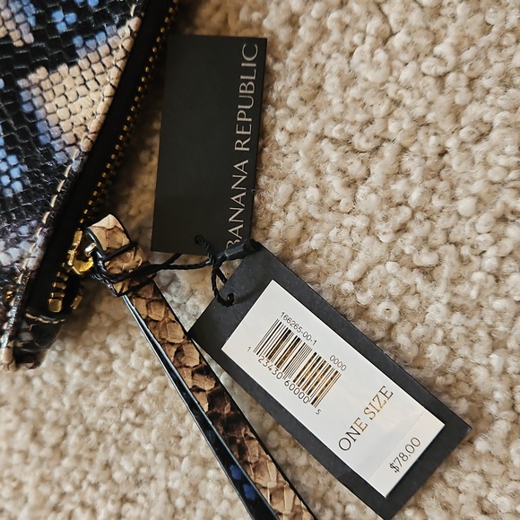 Banana Republic Snake Skin Embossed Leather Clutch Oversized Buttery Soft NWT - Picture 6 of 16